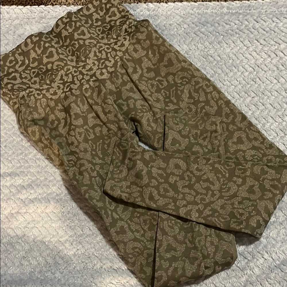 Olive Leopard Print Leggings